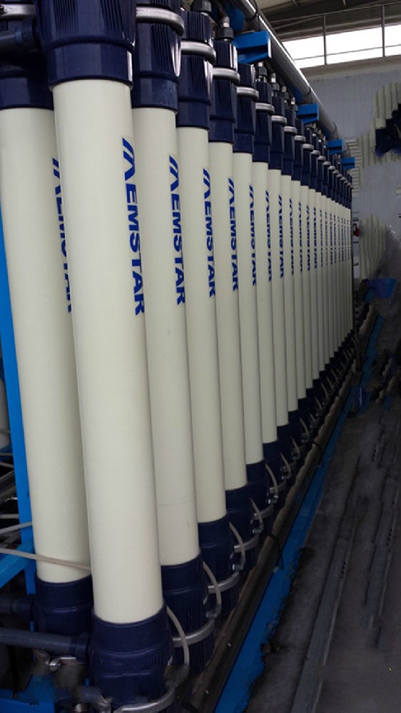 藍膜水處理售賣的美能 UF-1015E膜包安裝嗎?